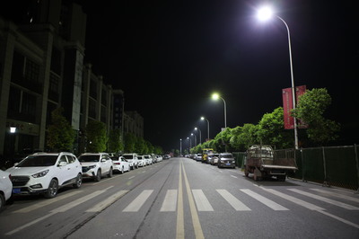 三基色多色温全光谱LED人工智能路灯城市照明品质提升工程案例实景照片(第一组)